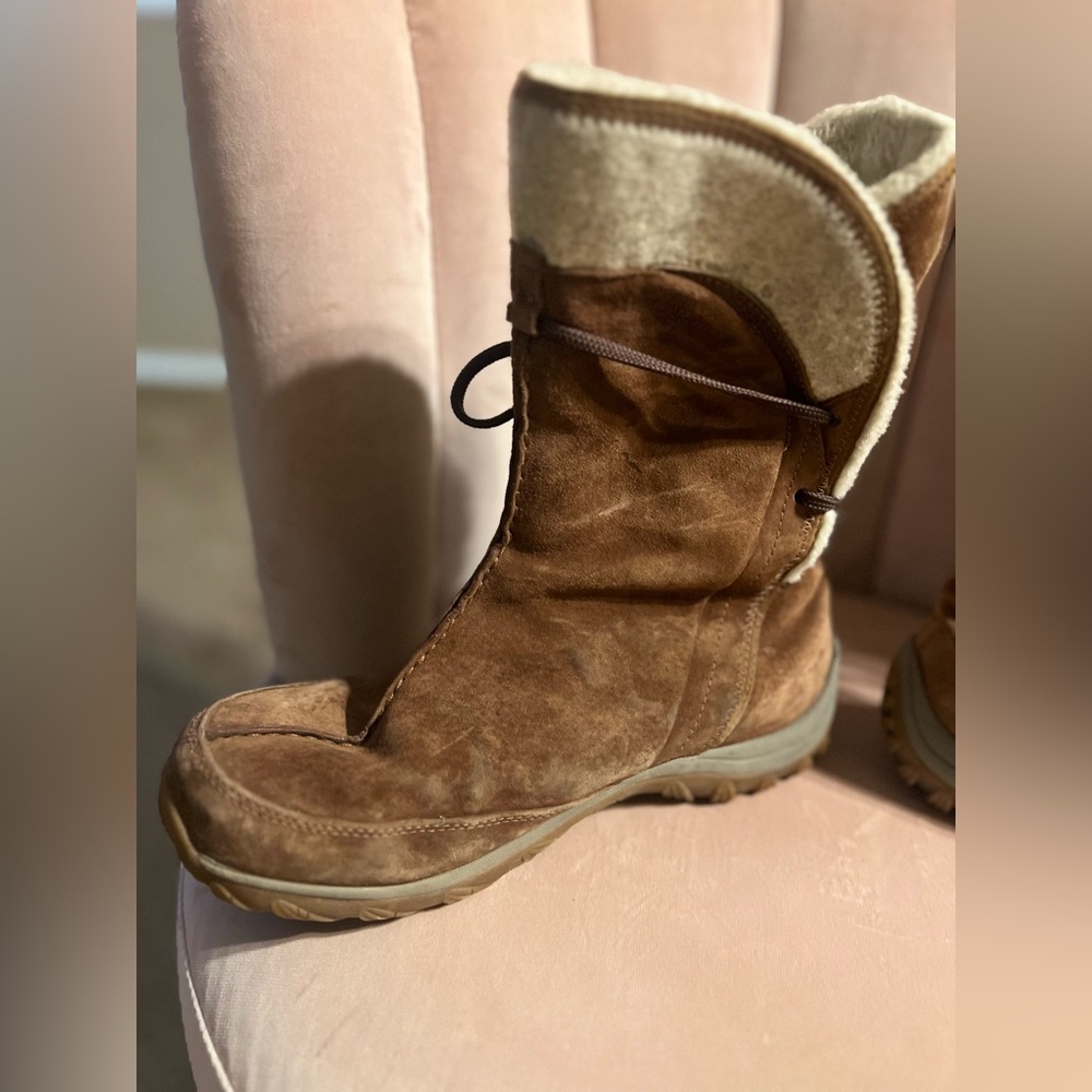 Chic Brown Winter Boots with Cozy Lining - Picture 4 of 12